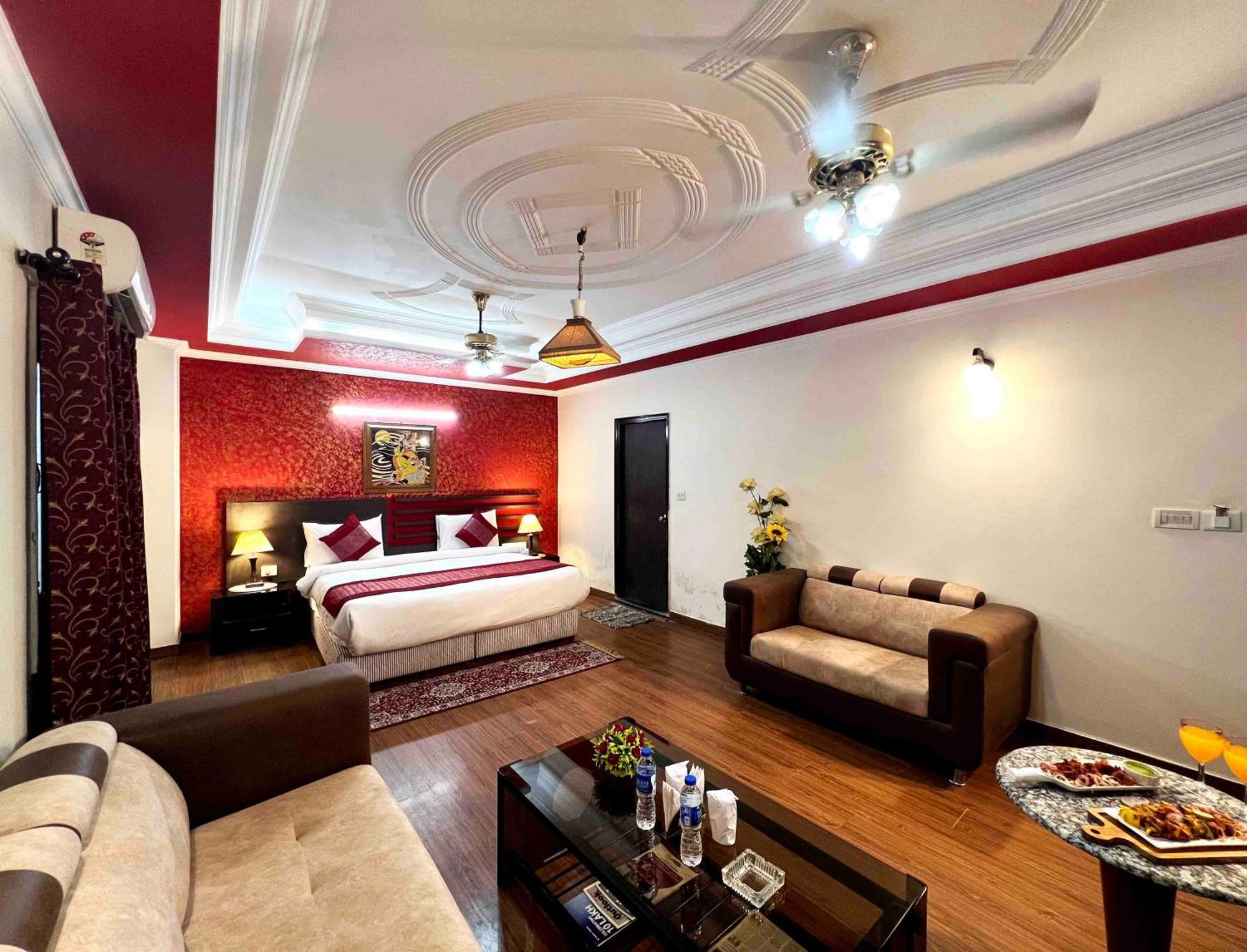 Airport Hotel The Grand Shoba New Delhi Exterior photo